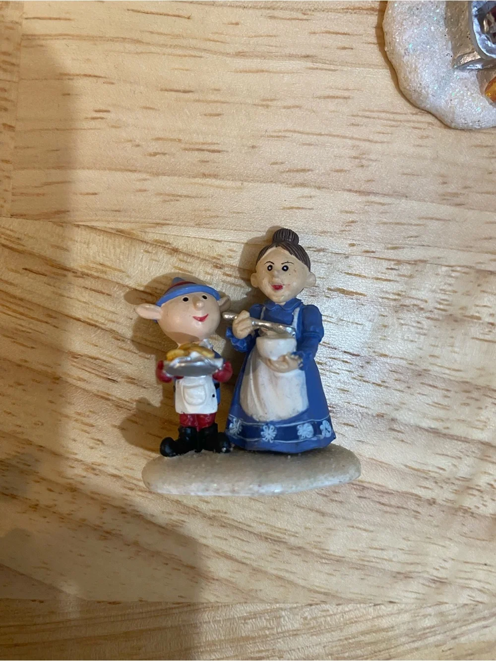 Hawthorne Village figurines  Rudolph, Christmas Town Collection 10 Piece Lot Mix